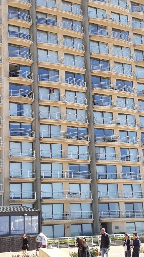 Апартаменты Zeezicht Nieuwpoort - Seasight Экстерьер фото